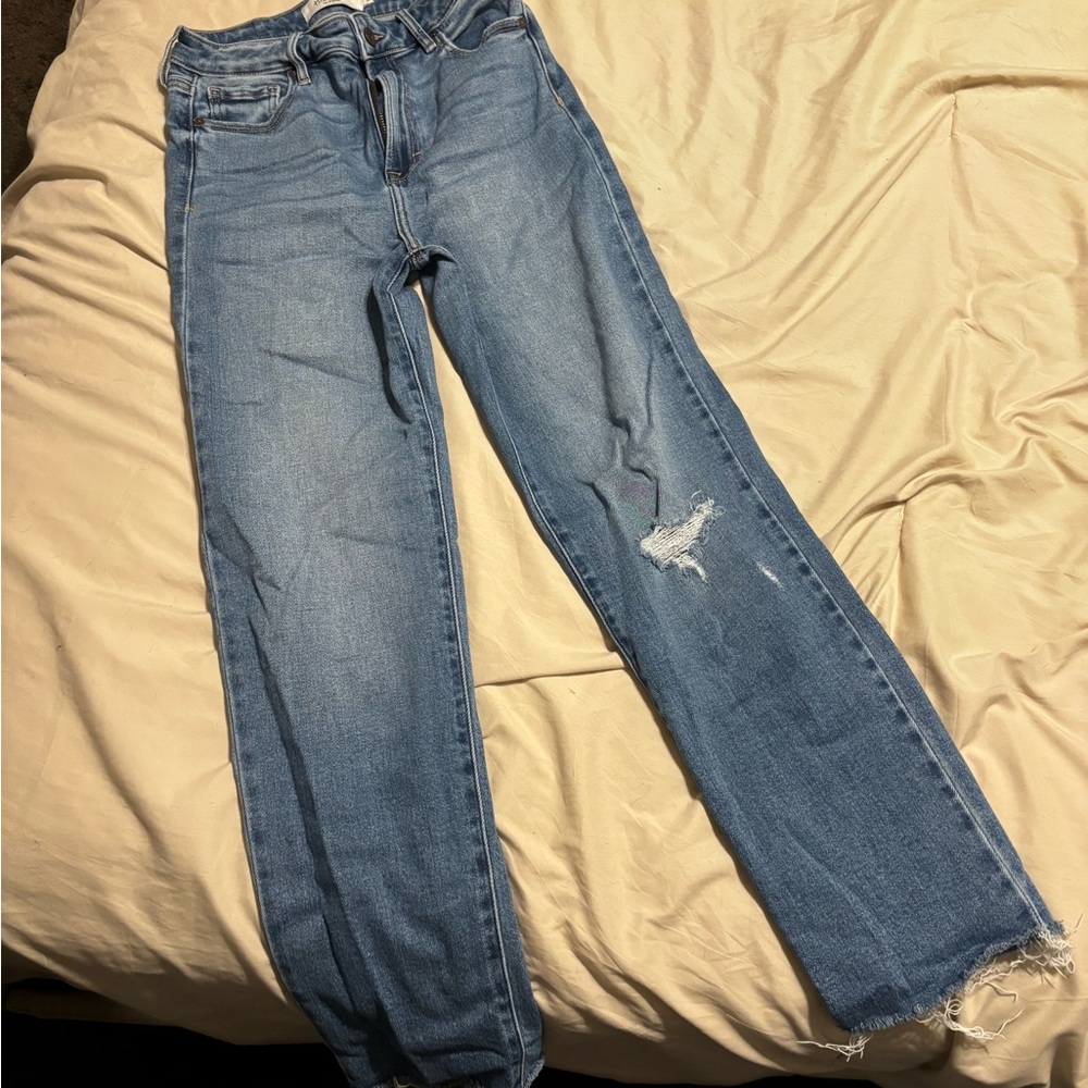 Hidden boutique jeans